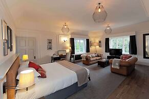 De Vere Horsley Estate