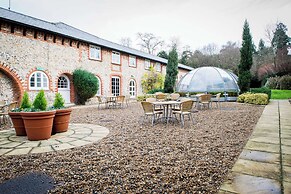 De Vere Horsley Estate