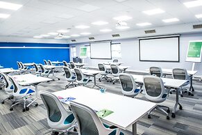 De Vere Horsley Estate