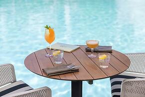 Peppers Beach Club