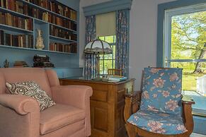 Oak Grove Bed and Breakfast