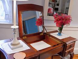 Oak Grove Bed and Breakfast