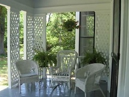 Oak Grove Bed and Breakfast