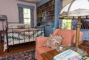 Oak Grove Bed and Breakfast