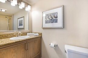 Hilton Vacation Club Riviera Beach & Shores