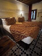 RIAD DAR LAURA