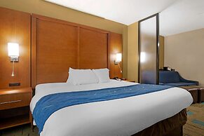 Comfort Suites near MCAS Beaufort