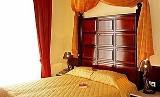 Castello Di Cavallieri Suites