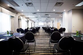 Cambridge Hotel and Conference Centre