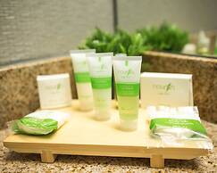 Cambridge Hotel and Conference Centre