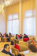 Intouriste Hôtel & Suites