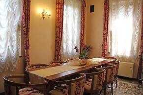 Villa Leon D'Oro