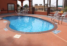 Texas Inn and Suites McAllen at La Plaza Mall and Airport