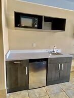 Texas Inn and Suites McAllen at La Plaza Mall and Airport