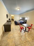 Texas Inn and Suites McAllen at La Plaza Mall and Airport