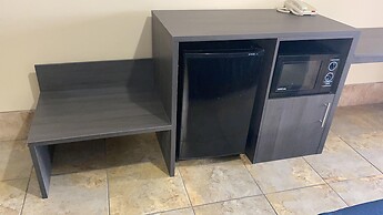 Texas Inn and Suites McAllen at La Plaza Mall and Airport