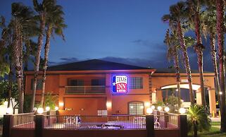 Texas Inn and Suites McAllen at La Plaza Mall and Airport