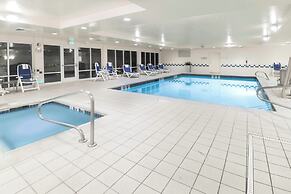 Fairfield Inn and Suites by Marriott Burley