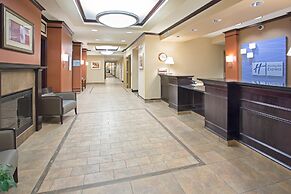 Holiday Inn Express & Suites Minot by IHG