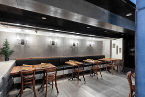 The O Hotel, Trademark Collection by Wyndham