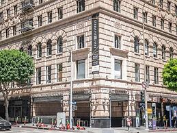 The O Hotel, Trademark Collection by Wyndham