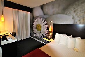 The O Hotel, Trademark Collection by Wyndham