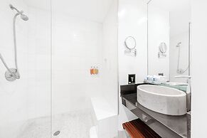 The O Hotel, Trademark Collection by Wyndham