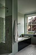 Cowley Manor Experimental