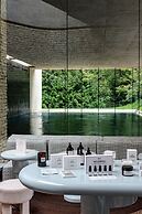 Cowley Manor Experimental