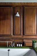 Cowley Manor Experimental