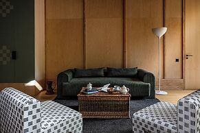 Cowley Manor Experimental