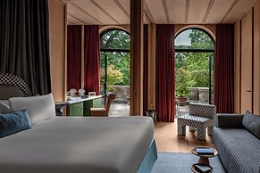 Cowley Manor Experimental