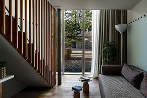 Cowley Manor Experimental