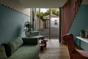 Cowley Manor Experimental