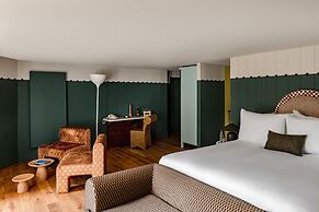 Cowley Manor Experimental