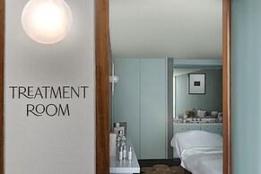 Cowley Manor Experimental