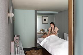 Cowley Manor Experimental