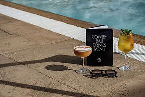 Cowley Manor Experimental