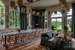 Cowley Manor Experimental