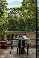 Cowley Manor Experimental