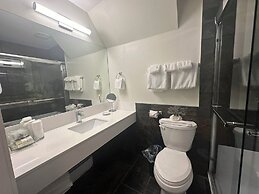 Rockwater Secret Cove Resort