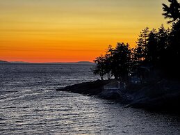 Rockwater Secret Cove Resort