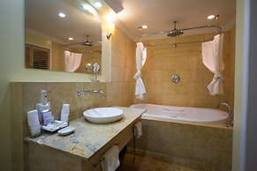 Rockwater Secret Cove Resort