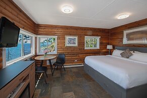Rockwater Secret Cove Resort