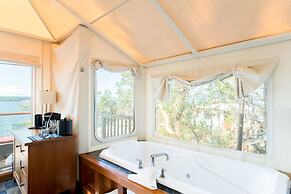 Rockwater Secret Cove Resort