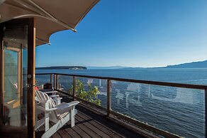 Rockwater Secret Cove Resort