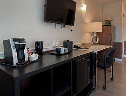 Rockwater Secret Cove Resort