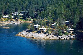 Rockwater Secret Cove Resort