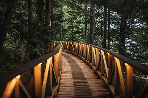 Rockwater Secret Cove Resort
