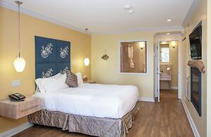 Rockwater Secret Cove Resort